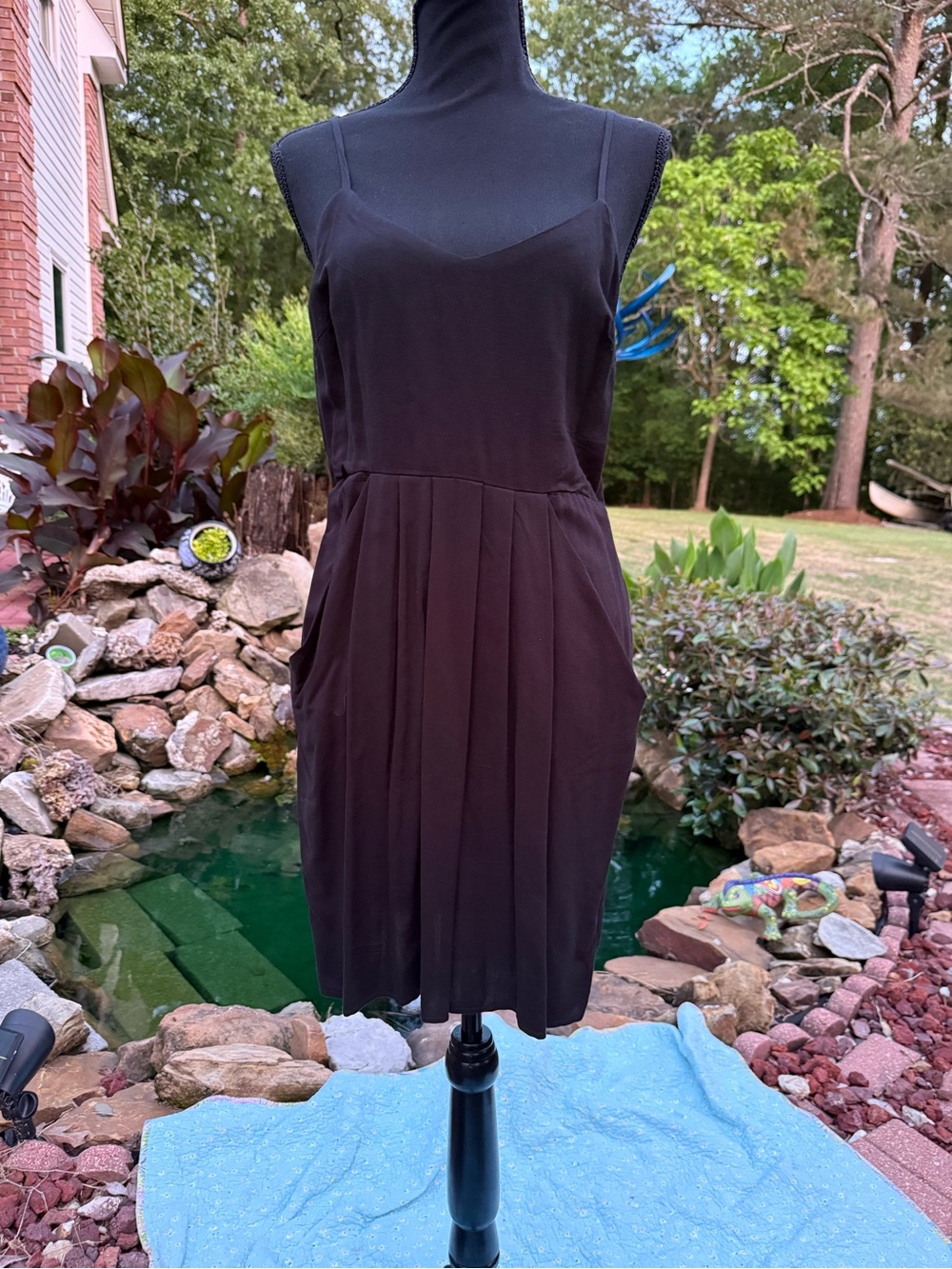 Women’s Black Pleated Spaghetti-Strap Dress with pockets